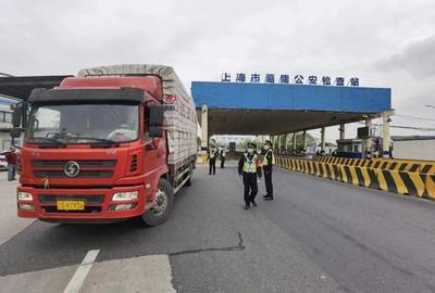 严查客货运‘危害’行为 共筑道路运输安全防线